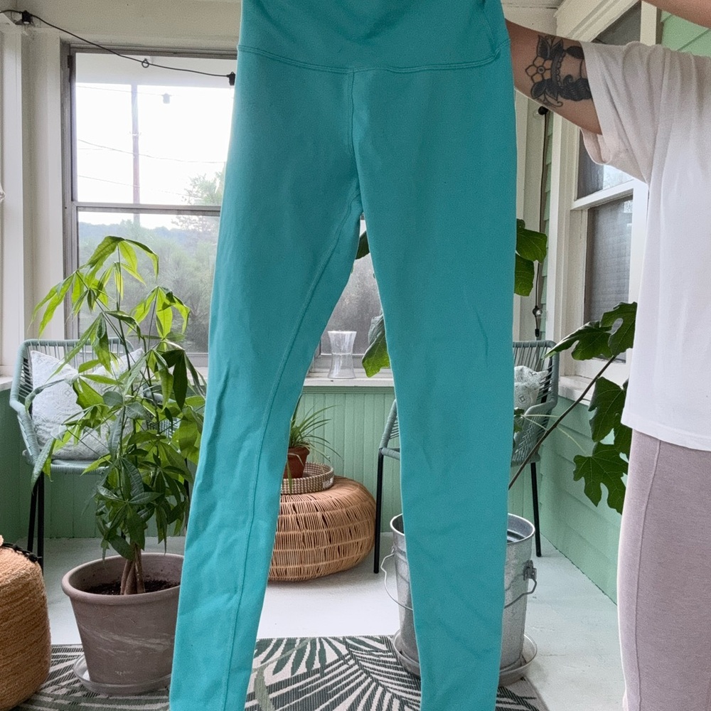 ALO Yoga Teal Leggings